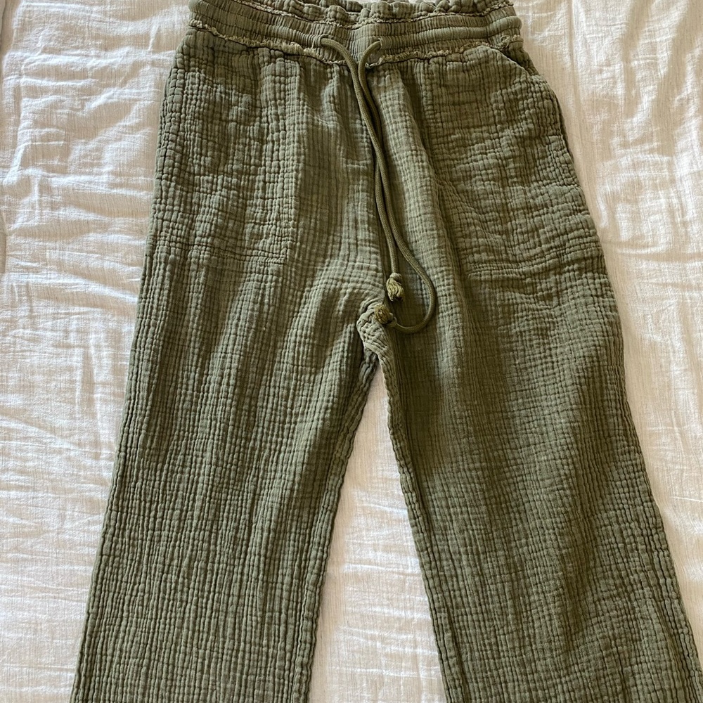Green comfy pants